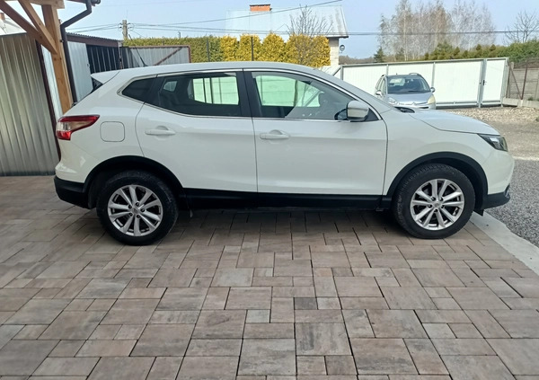 Nissan Qashqai cena 44900 przebieg: 151000, rok produkcji 2014 z Dębica małe 121